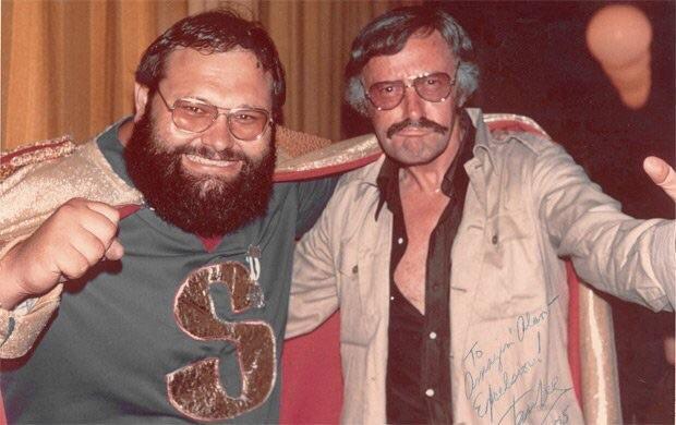Excited fan captures a photo with Stan Lee at the 1975 Comic Con