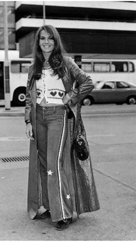 Natalie Wood, looking groovy in the 1970s