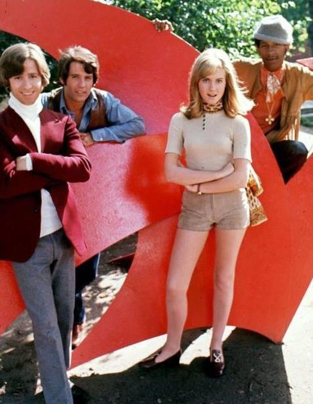Toomorrow: Olivia Newton-John's Brief Stint in a Band during the Early 1970s