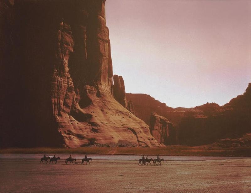 1904: Navajo Riders Take to the Arizona Landscape