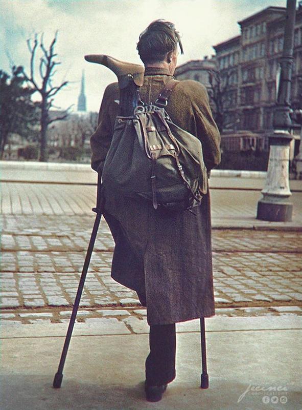 Homecoming Prisoner Returns to Vienna in 1946