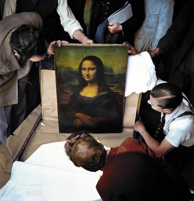 Mona Lisa Unveiled at the Conclusion of World War II in 1945🎨