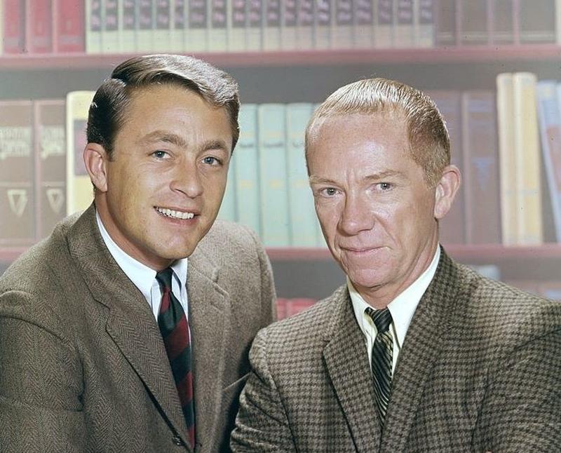 Bill Bixby and Ray Walston in 'My Favorite Martian' TV show (1964)