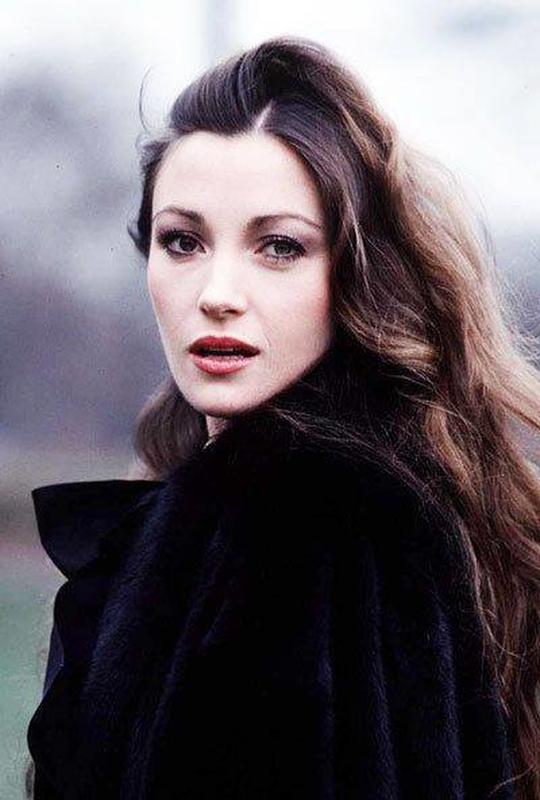 Actress Jane Seymour in 1975