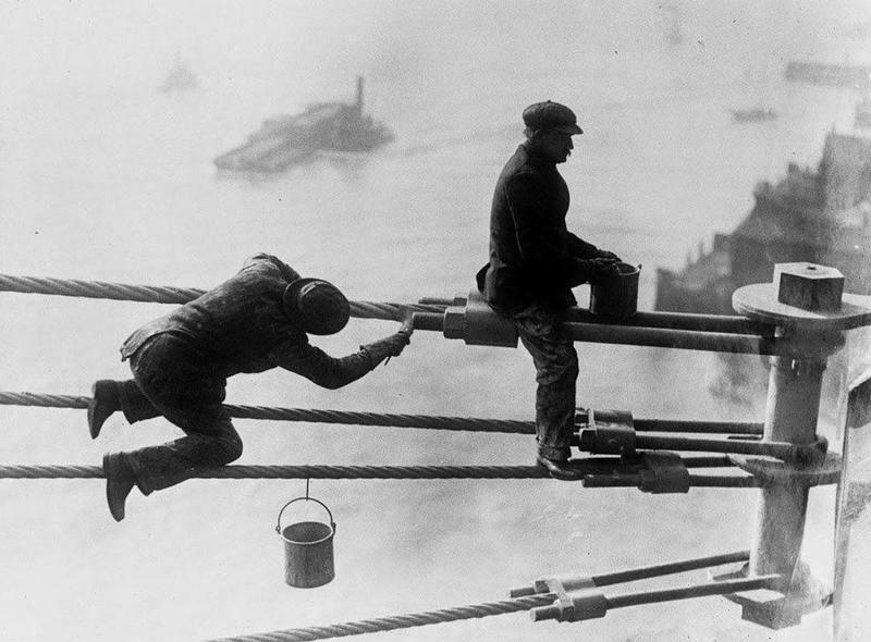 Painters on Brooklyn Bridge Brave Winter Weather in 1915