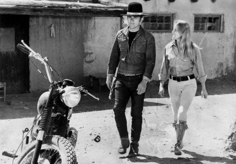 1971 movie 'Billy Jack' features Tom Laughlin and Delores Taylor in a scene