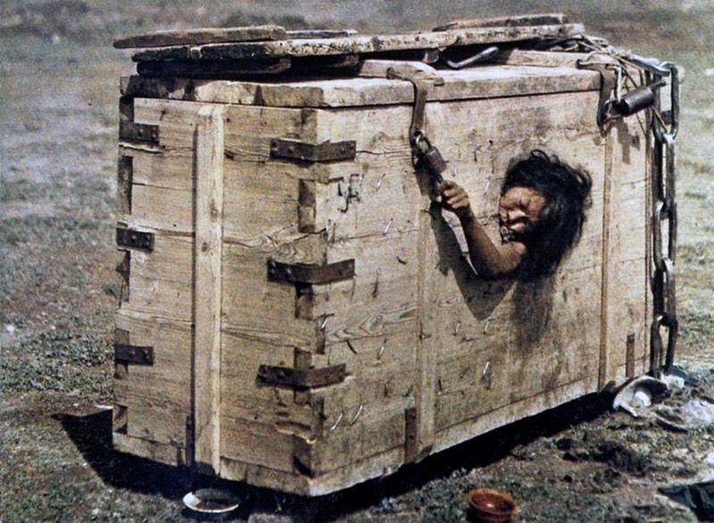 Mongolia Explores Wooden Box Imprisonment as a Punishment for Criminals.
