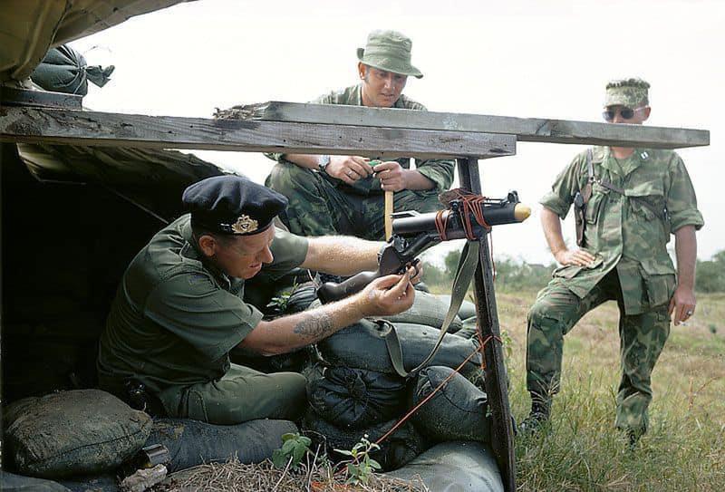 Australian Officer Aids in Fixing American M79