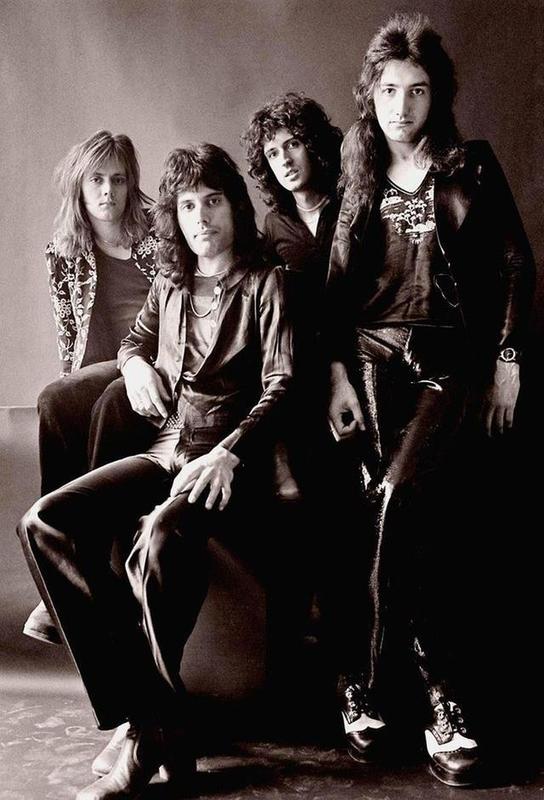 Queen's inaugural photo shoot in 1974.