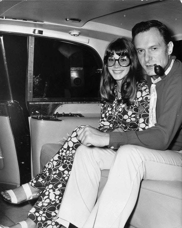 Hugh Hefner spotted with model Barbi Benton, his girlfriend in 1970.