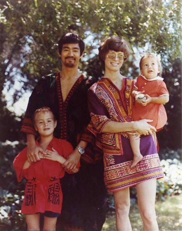 1971: Bruce Lee and His Family