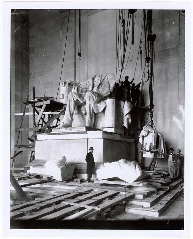 Abraham Lincoln Statue Successfully Installed at the Lincoln Memorial in 1920.