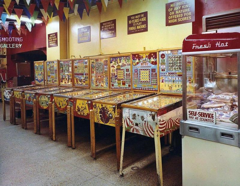 1968 Arcade Displays a Line of Pinball Machines
