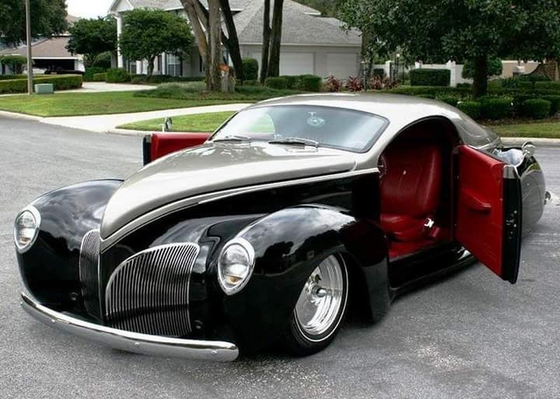 Rare 1939 Lincoln Zephyr Coupe surfaces