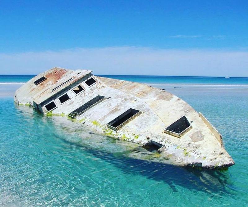 Carpenters Rocks, South Australia: Wrecked Yacht "Pieces Star" Remains Untouched Since 1997