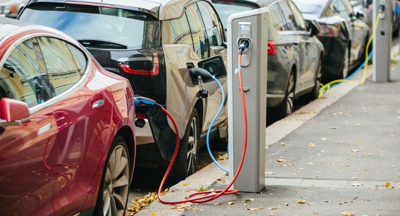 Government Faces Financial Challenge With Rise of Electric Vehicles