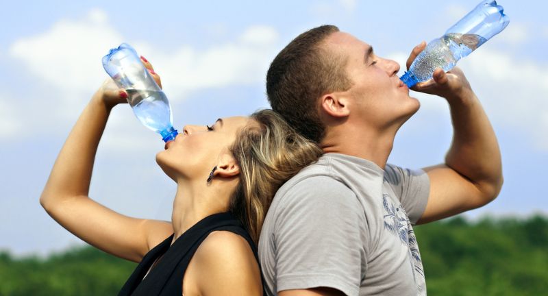 The Benefits of Using Reusable Water Bottles